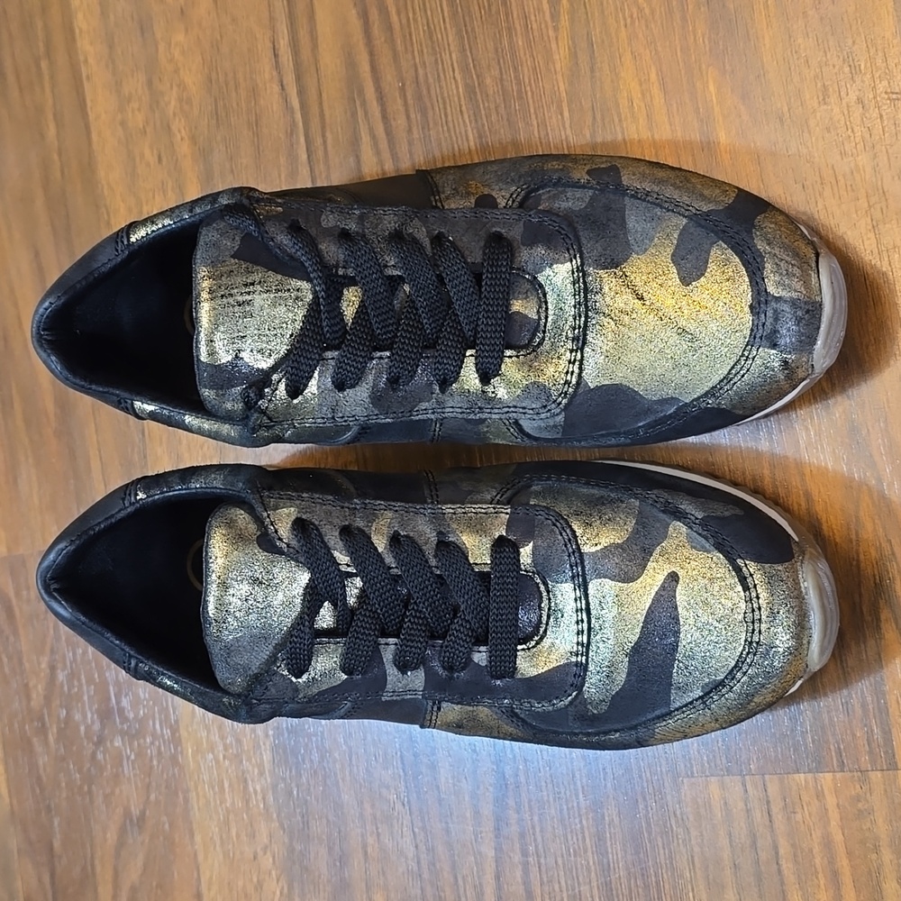 Cofi Holly Leather Metallic Camo Fashion Sneakers View 2